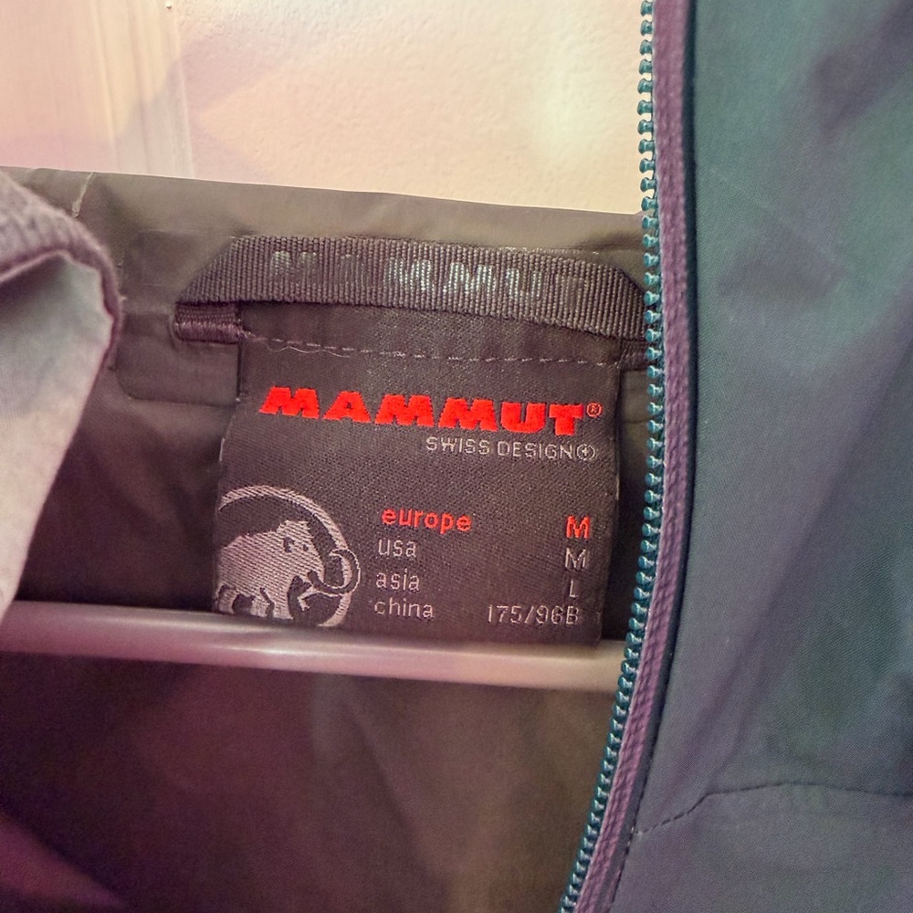 Mammut Men's Forest Green and Light Gray Hooded Raincoat - Picture 3 of 4
